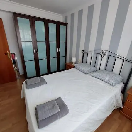 Apartamento Plaza Capuchinos Apartment *